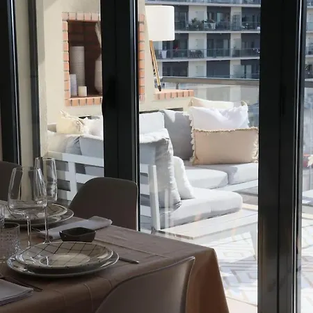 River Terrace & Pool View - Apartamento *