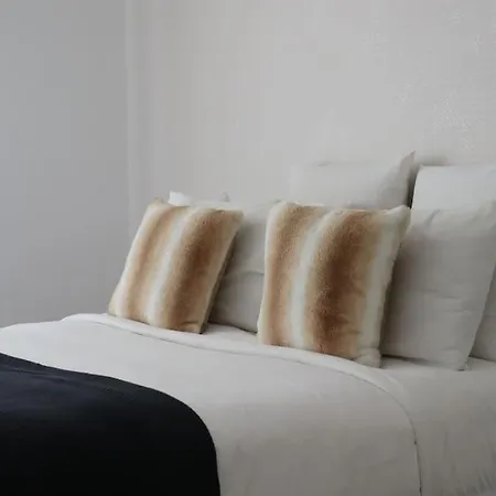 Apartamento River Terrace & Pool View - *