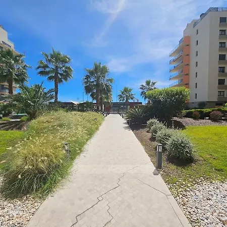 River Terrace & Pool View - Apartamento *