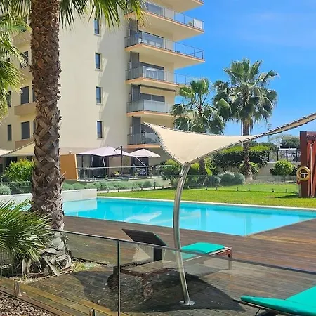 Apartment River Terrace & Pool View - Seixal