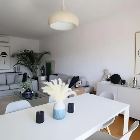 River Terrace & Pool View - Apartamento Seixal (Setubal)